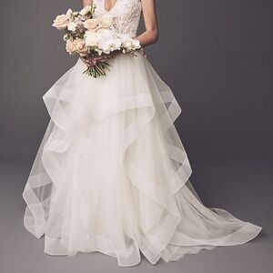 NWT Tiered Tulle Ball Gown Wedding Skirt | 25